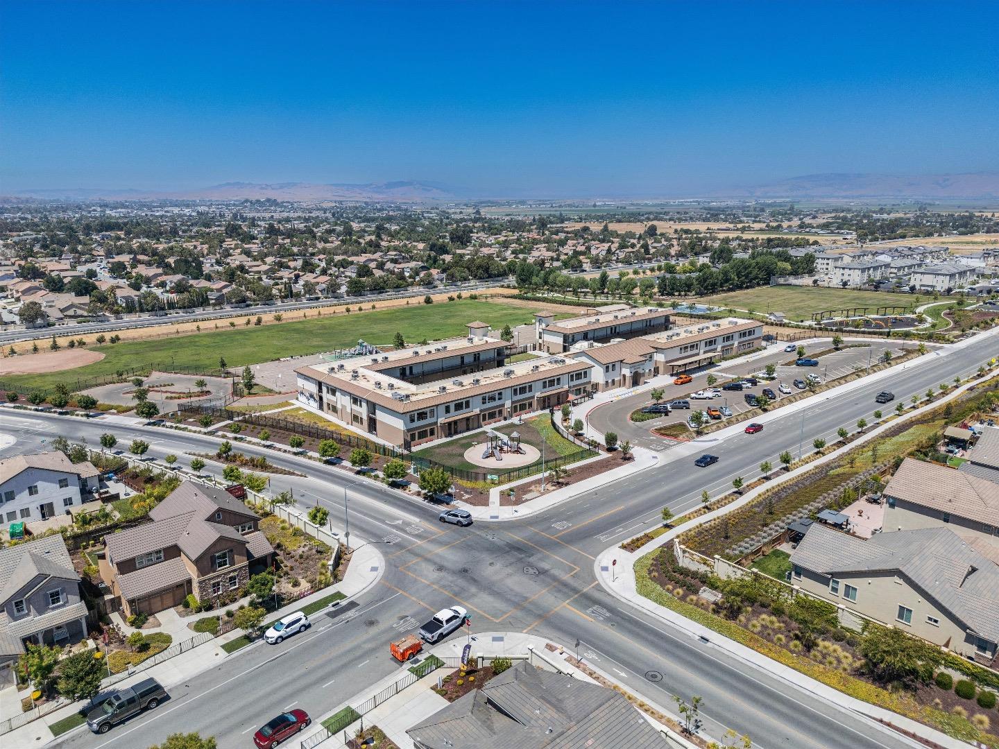 Detail Gallery Image 42 of 54 For 1618 Lily Ct, Hollister,  CA 95023 - 4 Beds | 2/1 Baths