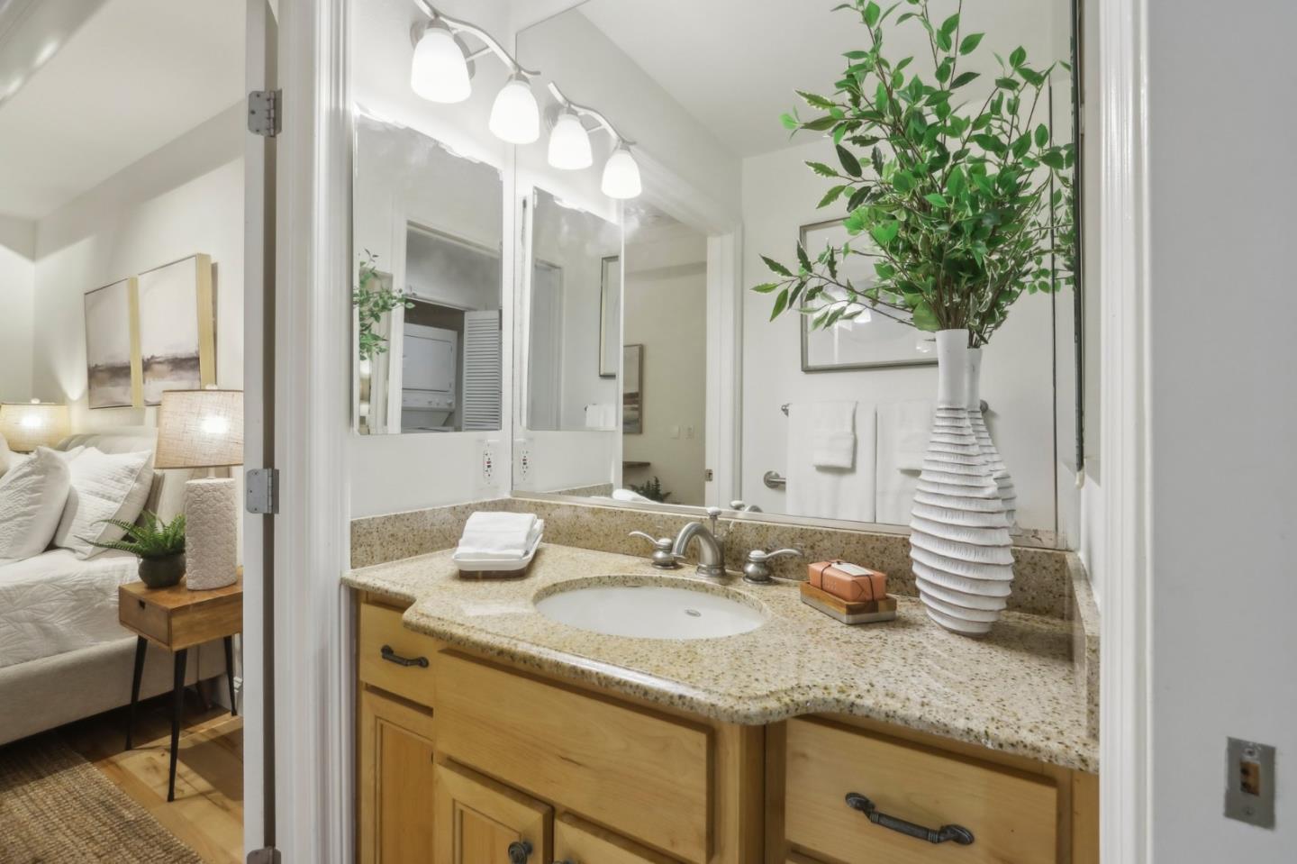 Detail Gallery Image 14 of 30 For 633 Elm St #101,  San Carlos,  CA 94070 - 1 Beds | 1 Baths