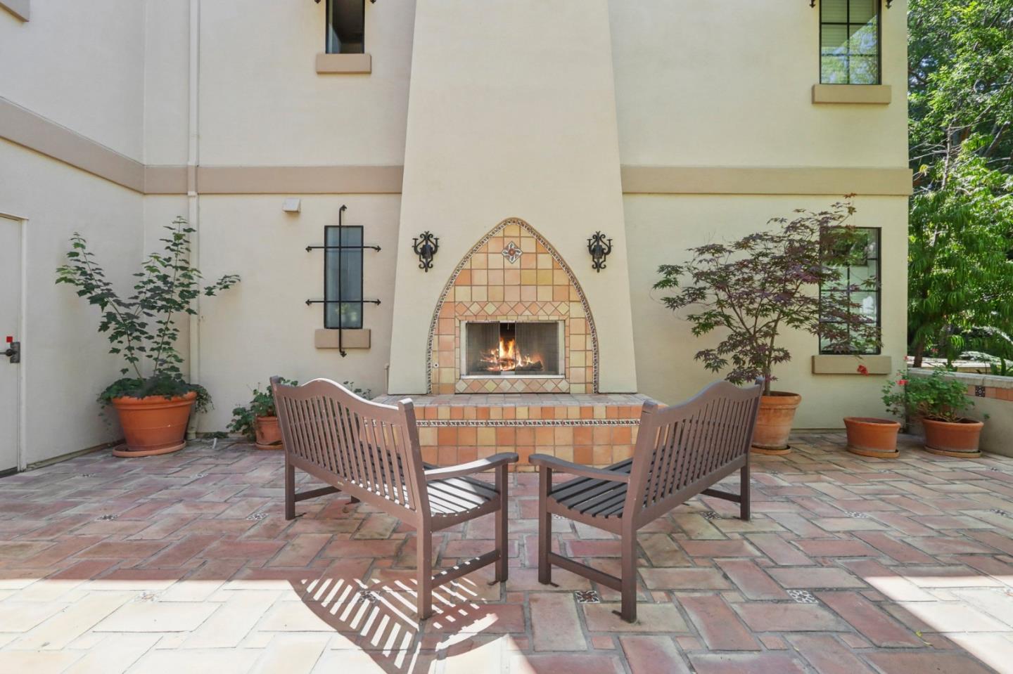 Detail Gallery Image 18 of 30 For 633 Elm St #101,  San Carlos,  CA 94070 - 1 Beds | 1 Baths