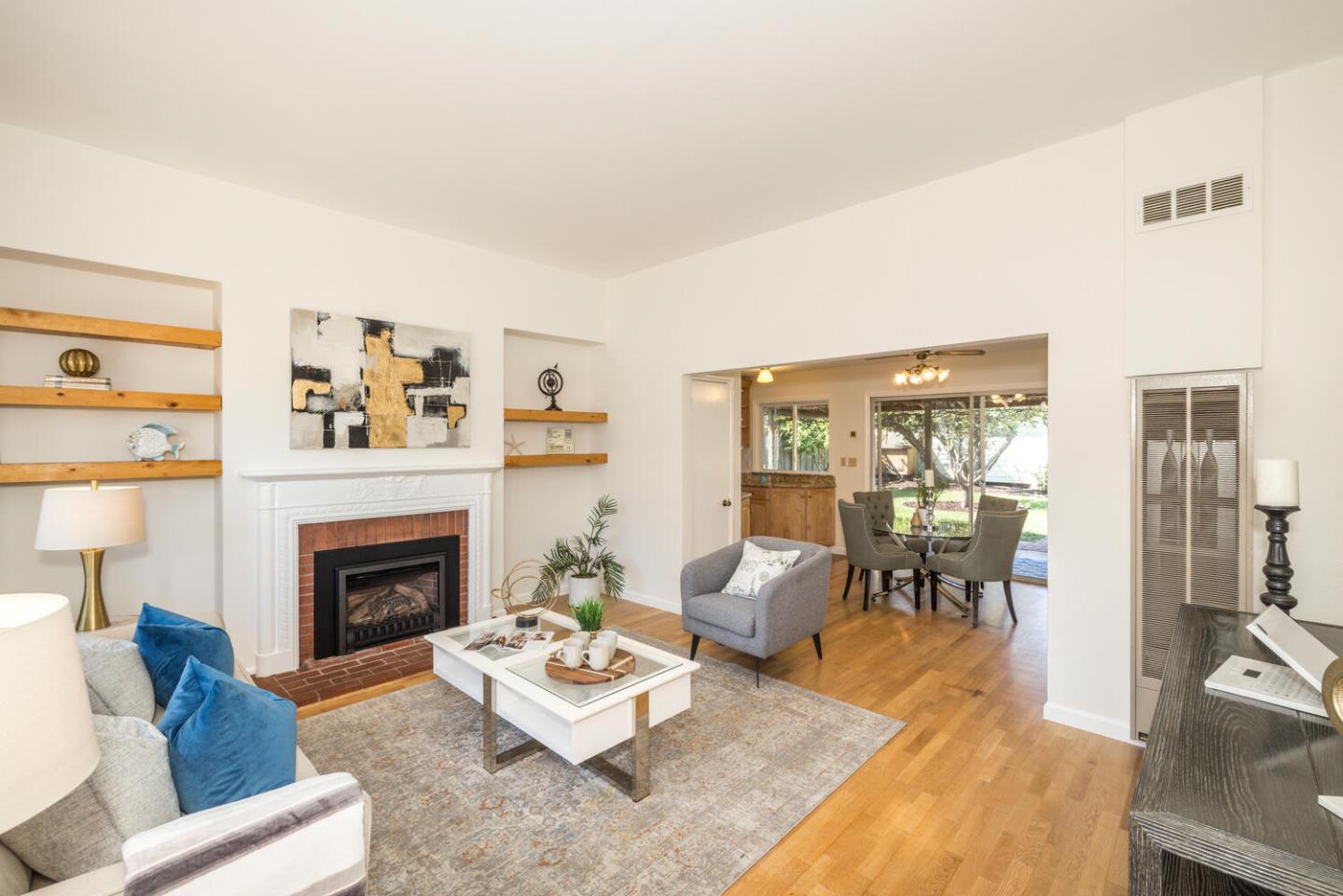 Detail Gallery Image 4 of 34 For 940 Anna St, San Mateo,  CA 94401 - 2 Beds | 1 Baths