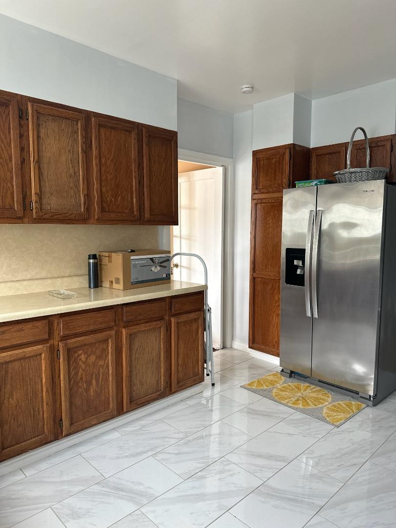 Detail Gallery Image 2 of 14 For 1165 Holloway Ave, San Francisco,  CA 94132 - 2 Beds | 1 Baths