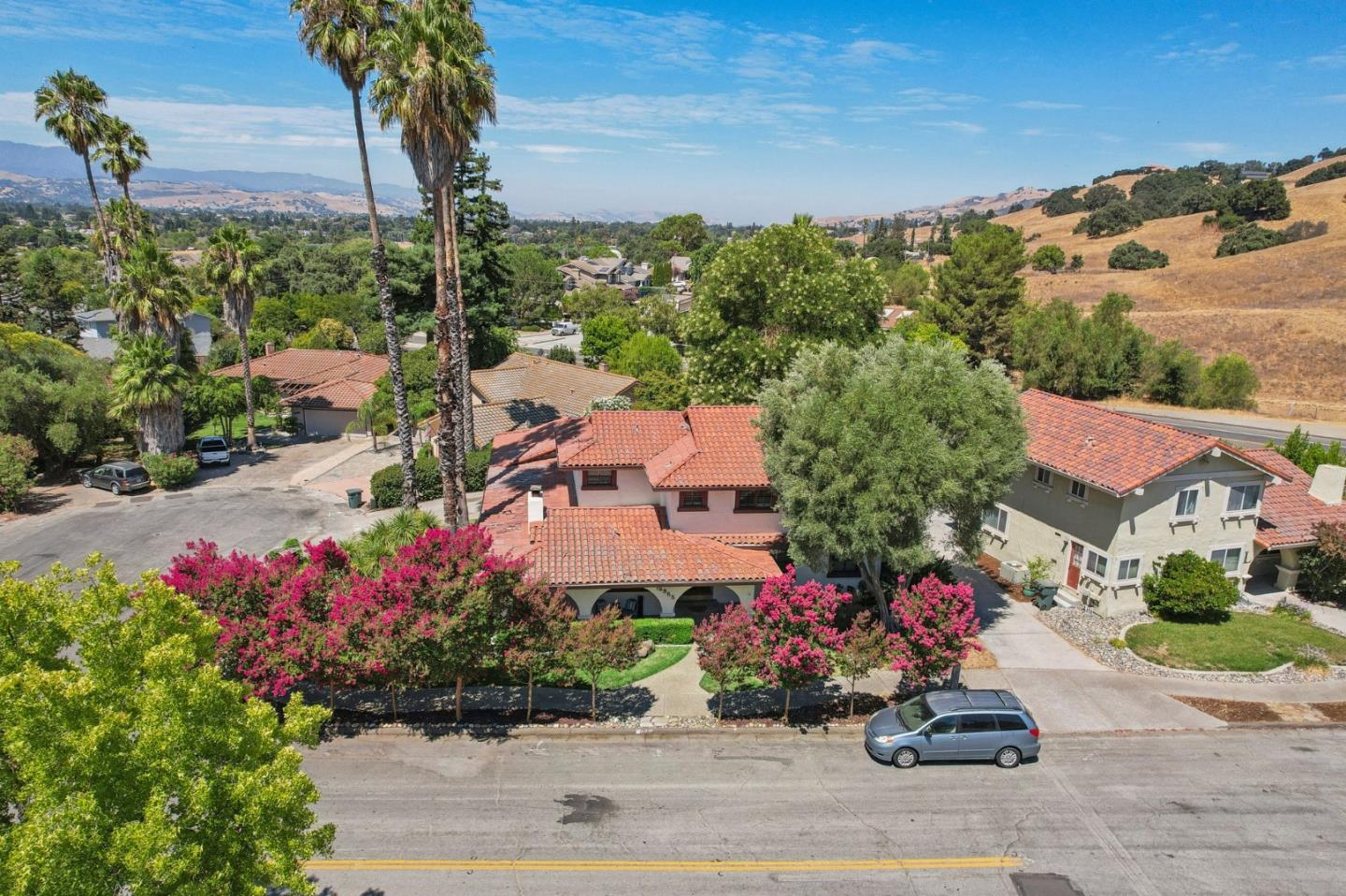 Detail Gallery Image 33 of 38 For 16865 Gallop Dr, Morgan Hill,  CA 95037 - 5 Beds | 3 Baths