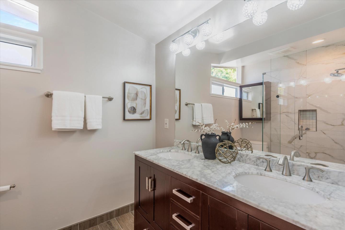 Detail Gallery Image 19 of 28 For 3943 Bibbits Dr, Palo Alto,  CA 94303 - 3 Beds | 2 Baths