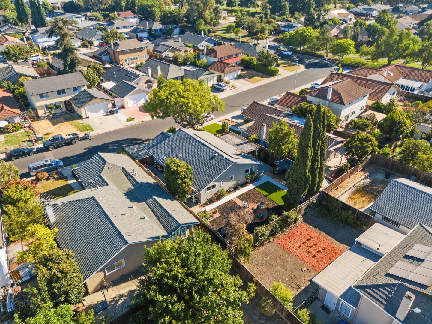 Detail Gallery Image 28 of 31 For 205 Evergreen Way, Milpitas,  CA 95035 - 3 Beds | 2 Baths