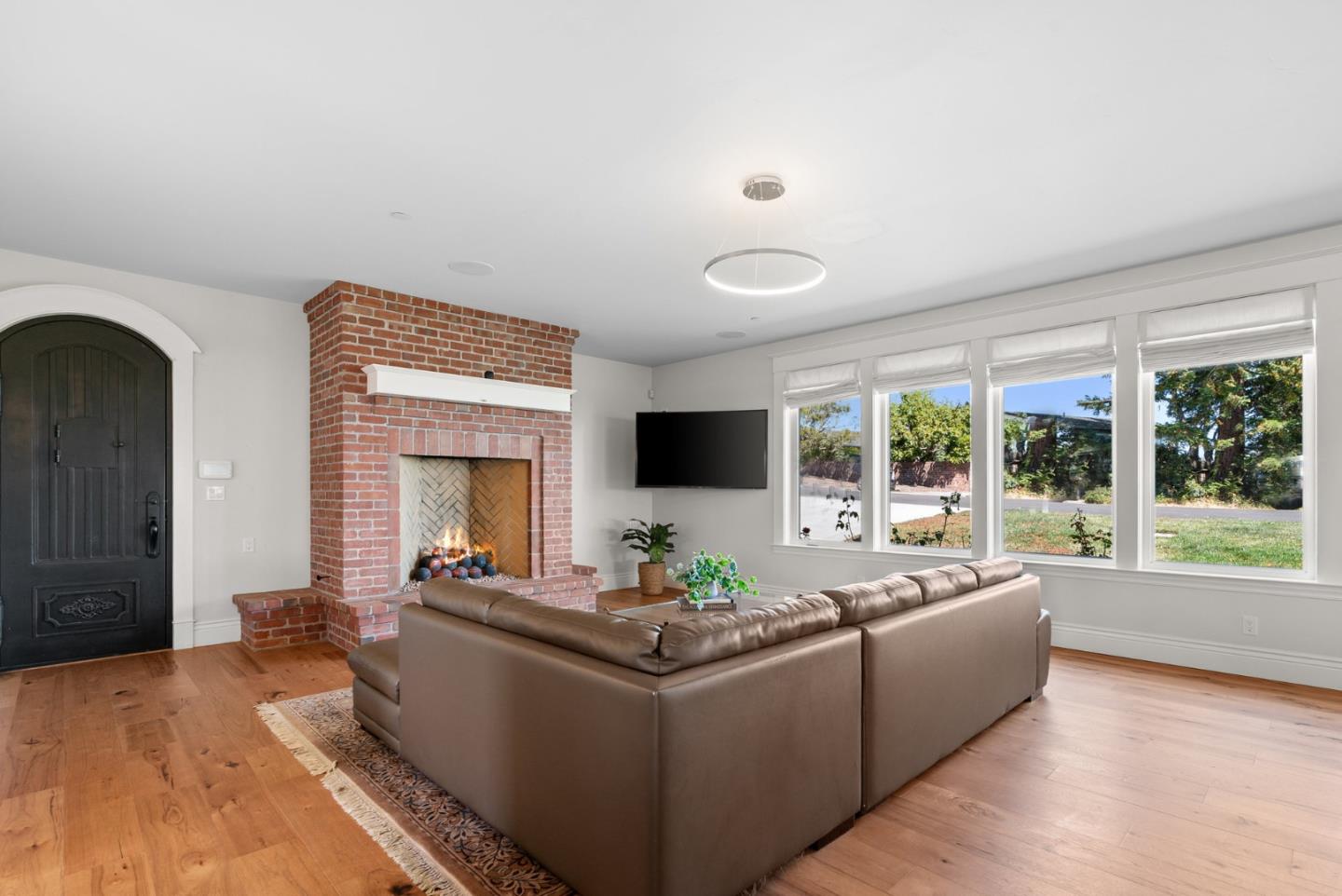 Detail Gallery Image 52 of 116 For 40 S Circle Dr, Santa Cruz,  CA 95060 - 4 Beds | 4/2 Baths