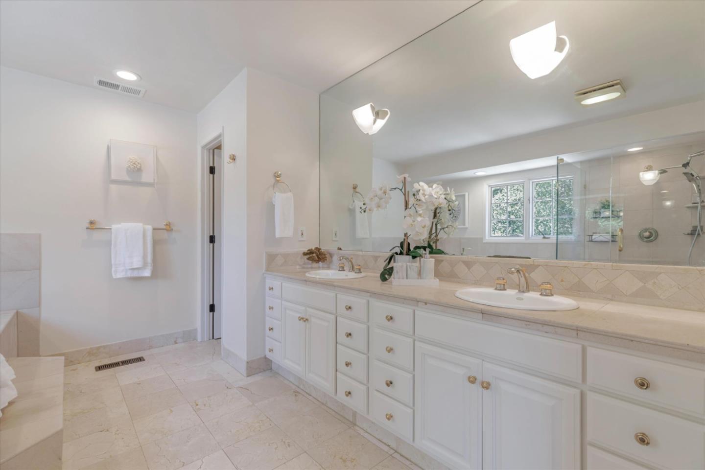 Detail Gallery Image 30 of 71 For 14429 Chester Ave, Saratoga,  CA 95070 - 6 Beds | 3/2 Baths