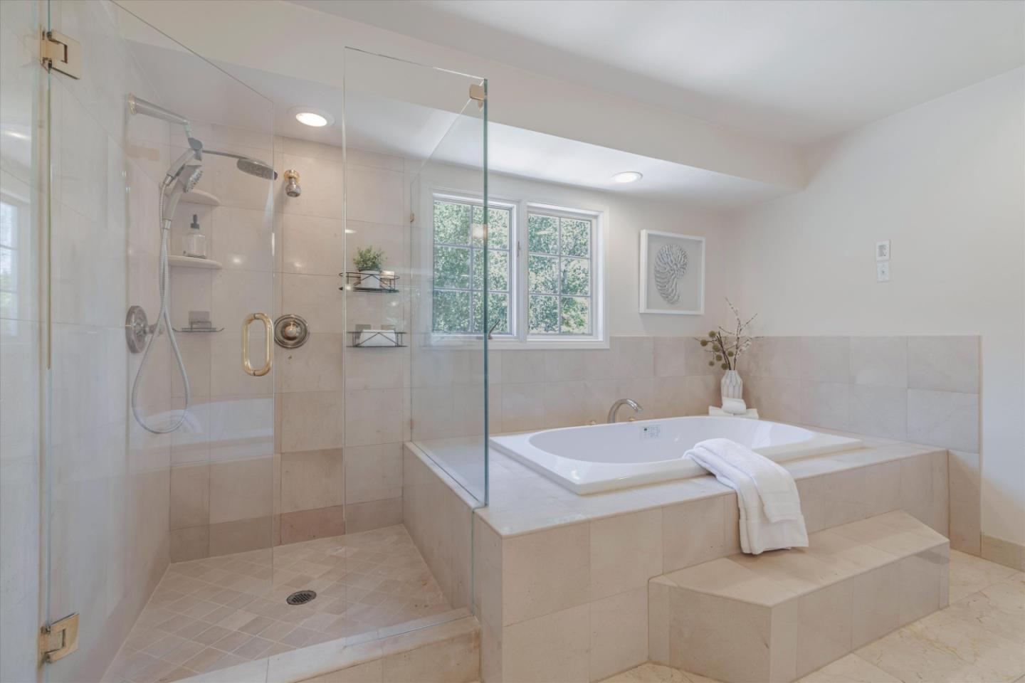 Detail Gallery Image 31 of 71 For 14429 Chester Ave, Saratoga,  CA 95070 - 6 Beds | 3/2 Baths