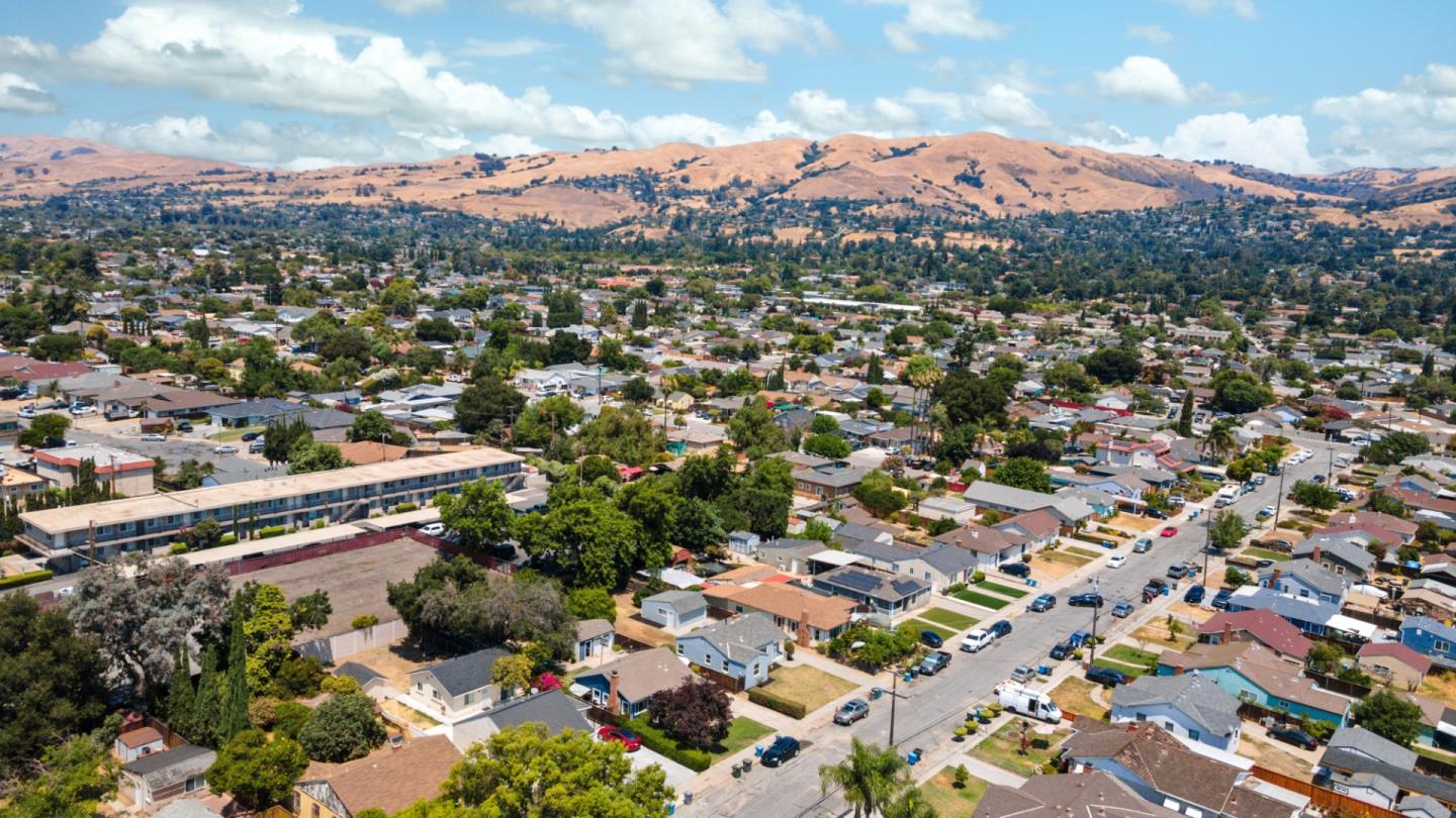 Detail Gallery Image 61 of 62 For 4063 Gion Ave, San Jose,  CA 95127 - 2 Beds | 1 Baths