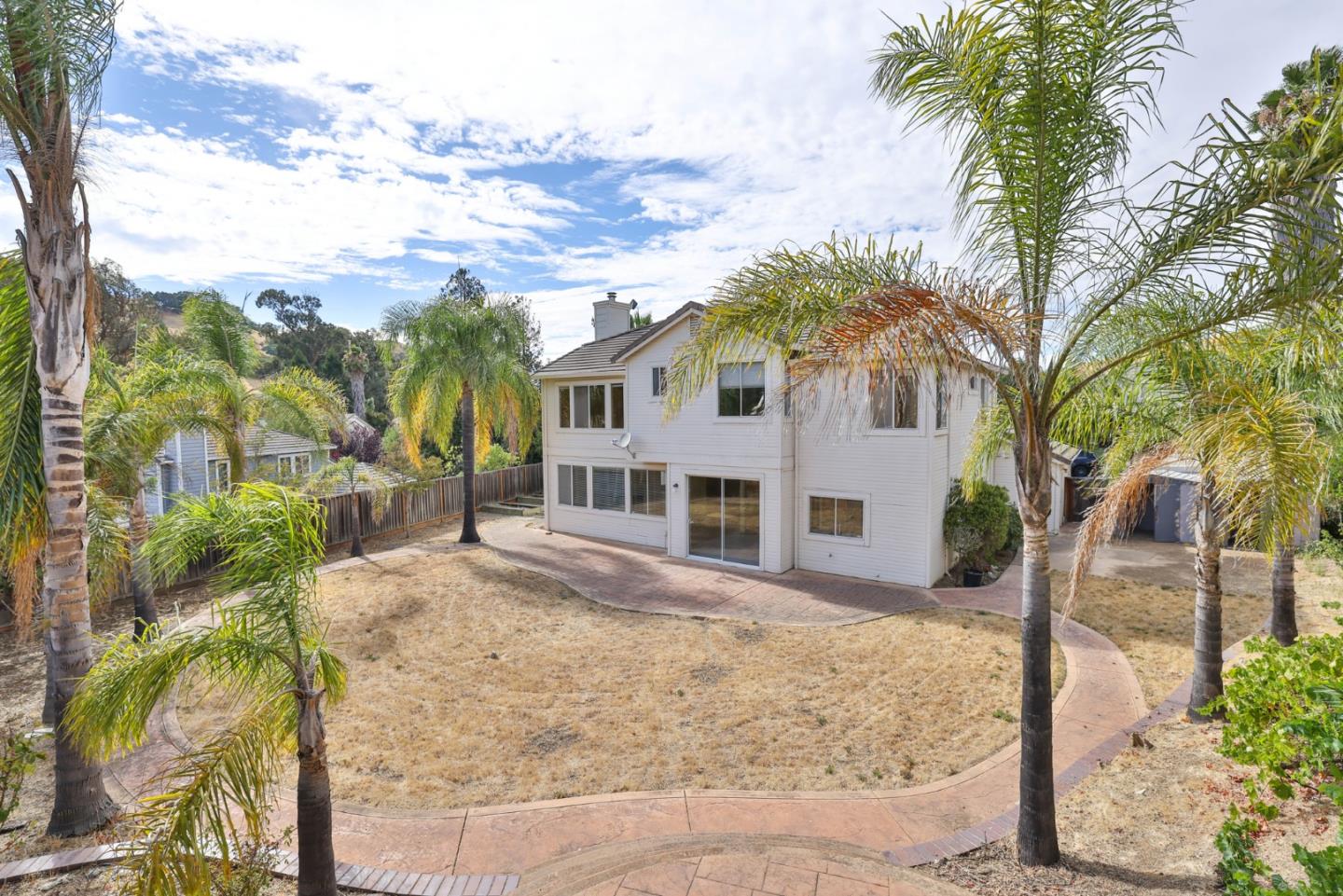 Detail Gallery Image 33 of 40 For 7131 Heartland Way, San Jose,  CA 95135 - 4 Beds | 3 Baths