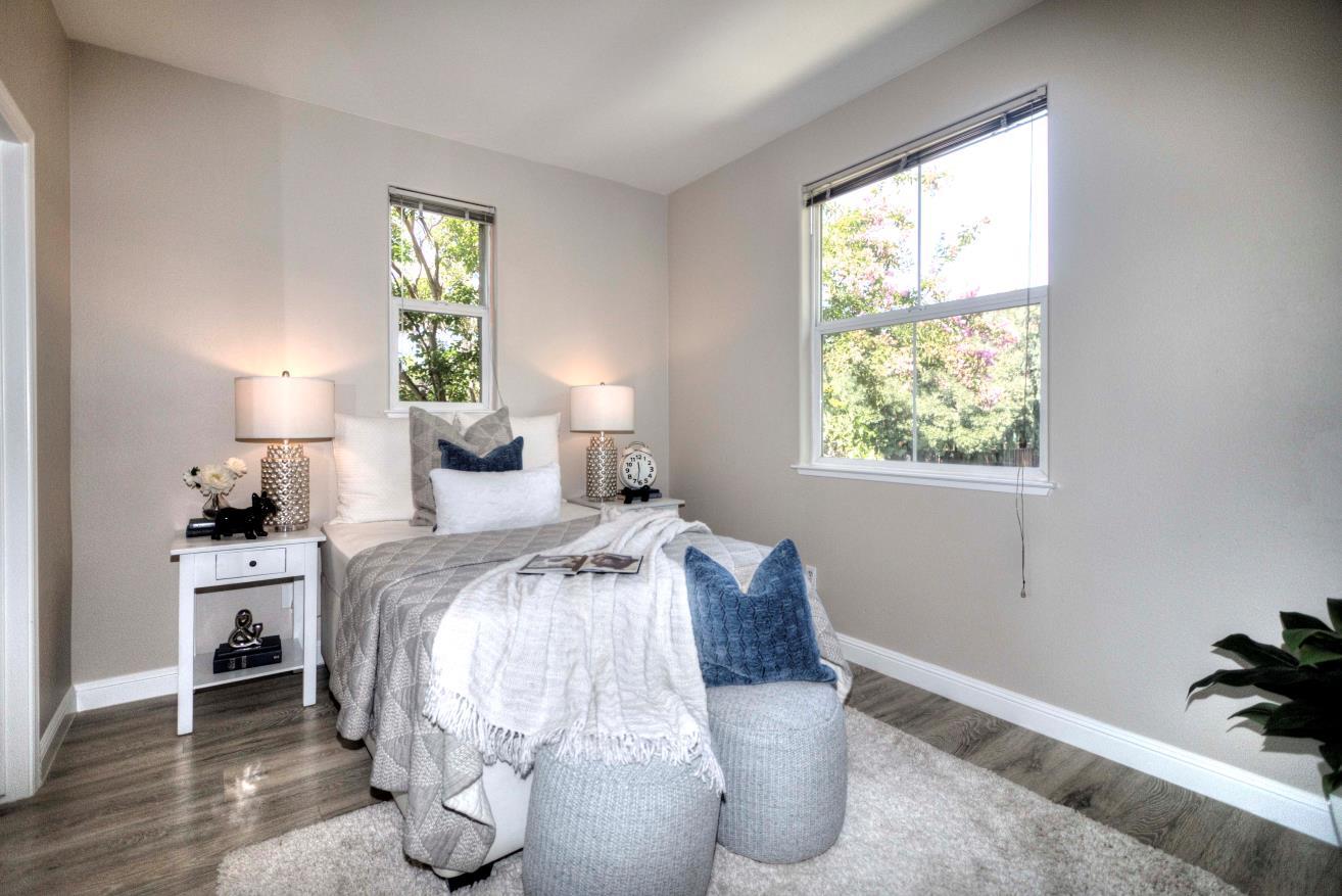 Detail Gallery Image 21 of 23 For 5002 Russo Dr, San Jose,  CA 95118 - 3 Beds | 2/1 Baths