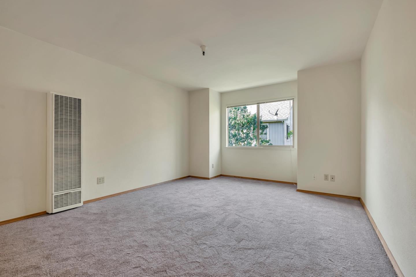 Detail Gallery Image 6 of 12 For 203 Vista Prieta Ct, Santa Cruz,  CA 95062 - 1 Beds | 1 Baths