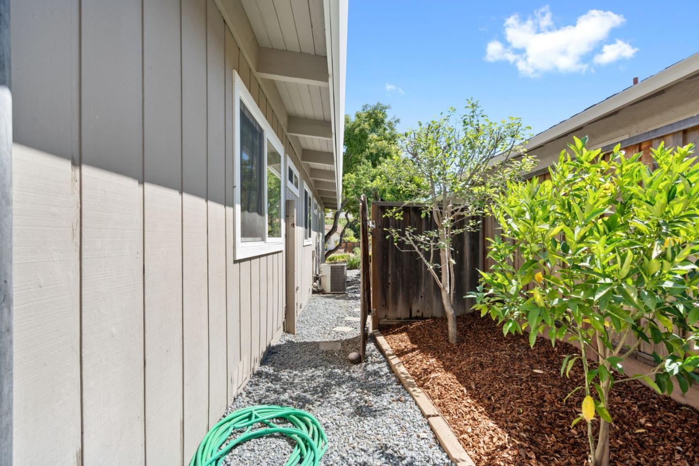 Detail Gallery Image 29 of 37 For 5975 Vista Loop, San Jose,  CA 95124 - 4 Beds | 3 Baths