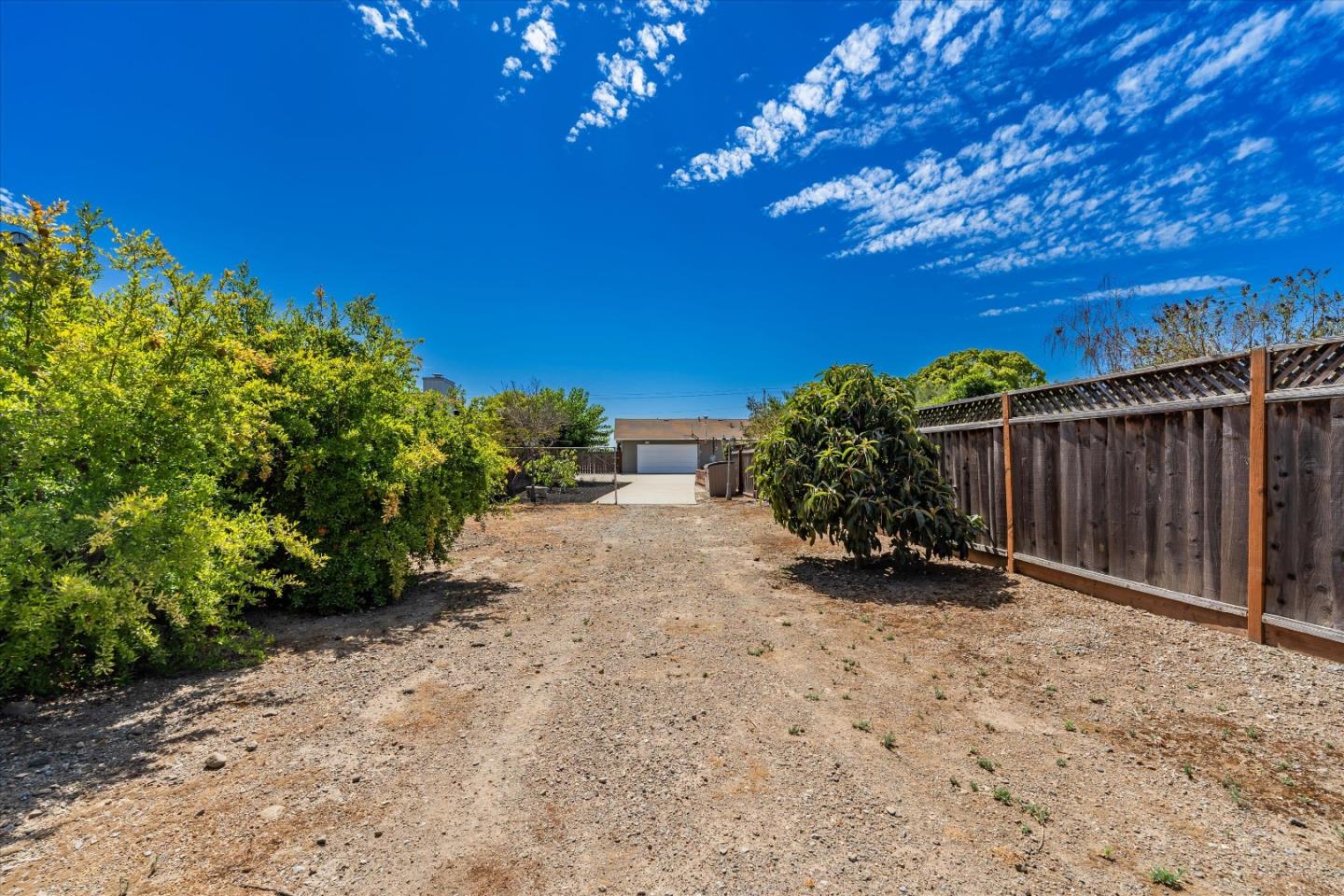 Detail Gallery Image 52 of 59 For 1415 E Main Ave, Morgan Hill,  CA 95037 - 4 Beds | 3 Baths