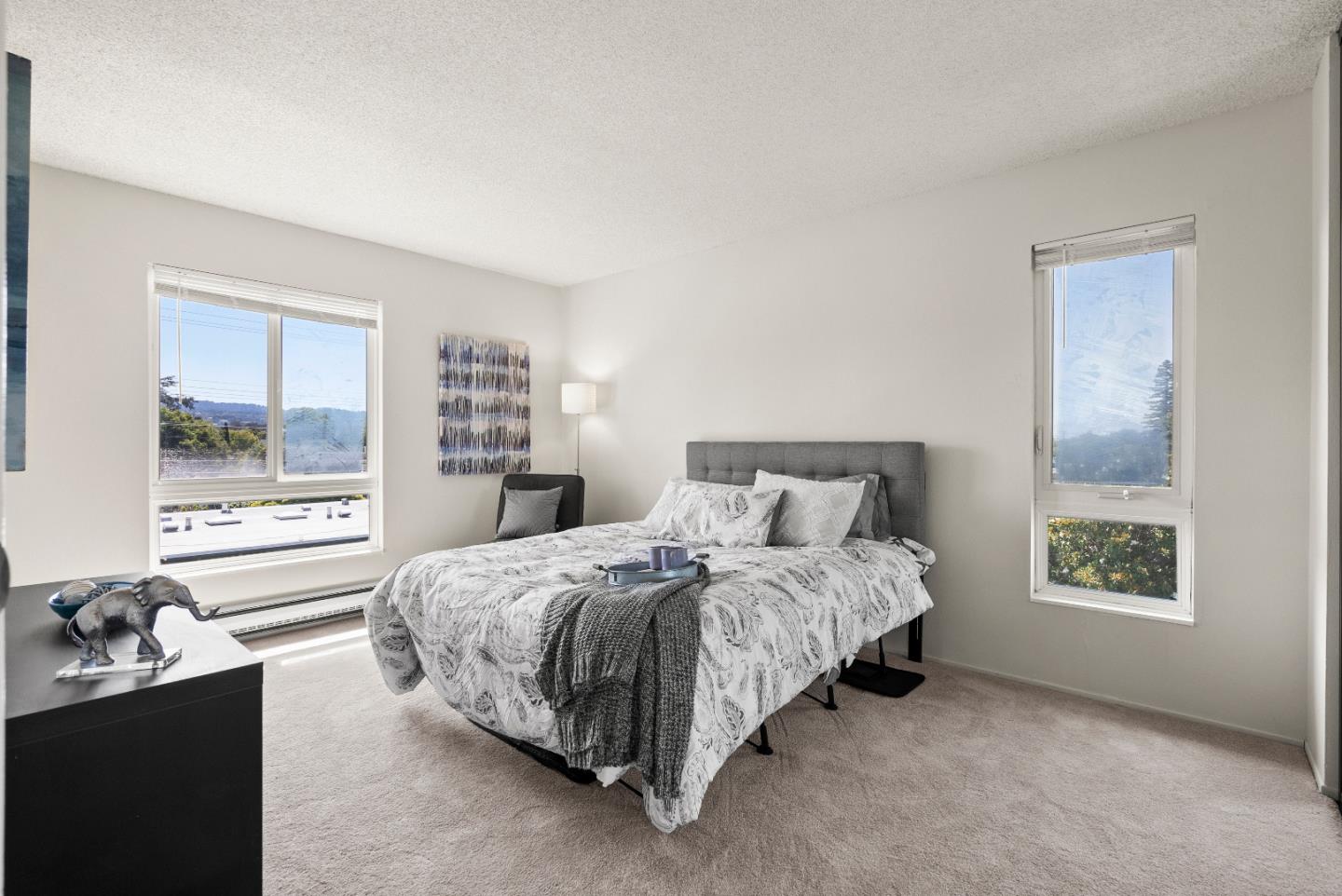 Detail Gallery Image 13 of 22 For 818 N Delaware St #402,  San Mateo,  CA 94401 - 2 Beds | 1 Baths