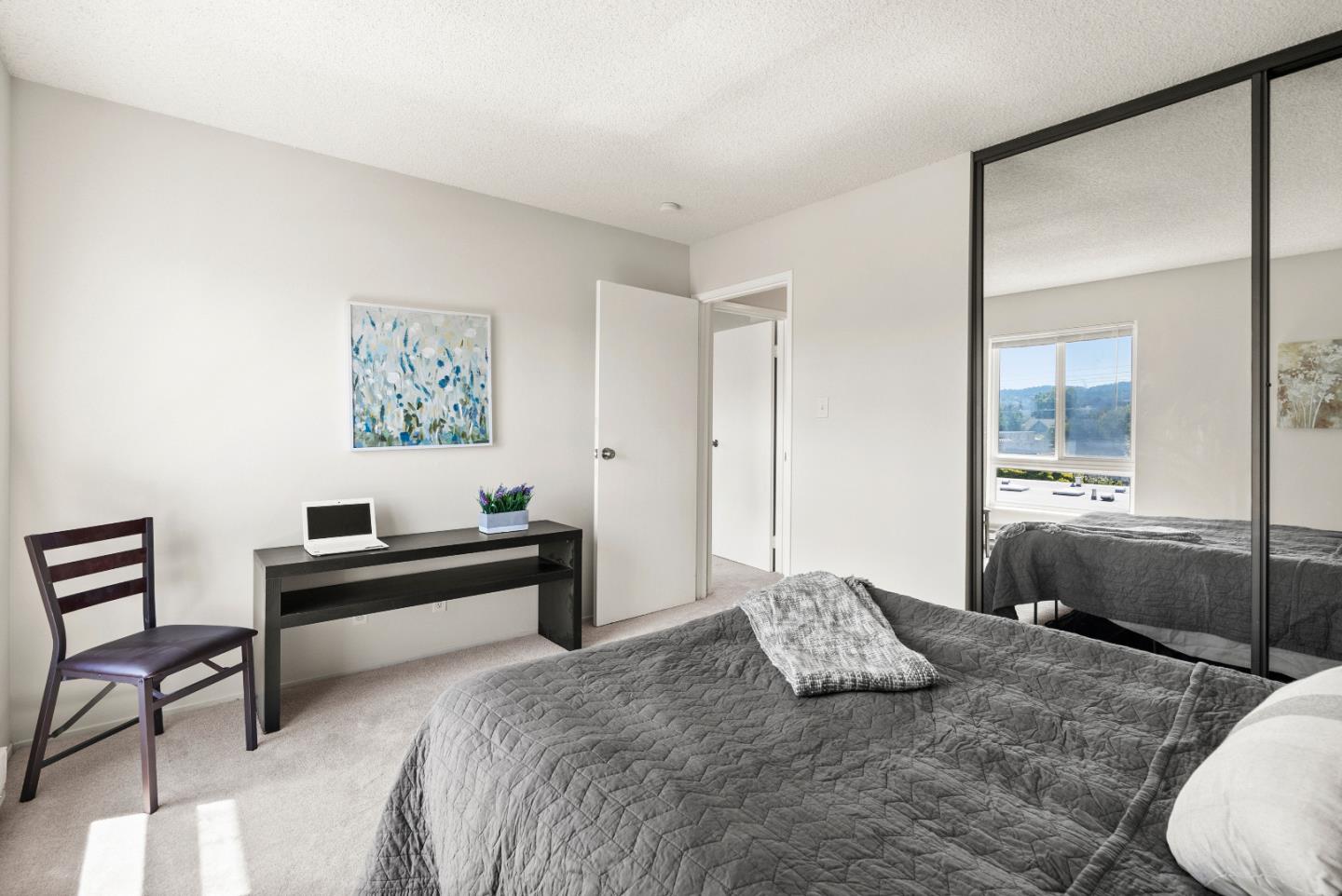 Detail Gallery Image 15 of 22 For 818 N Delaware St #402,  San Mateo,  CA 94401 - 2 Beds | 1 Baths