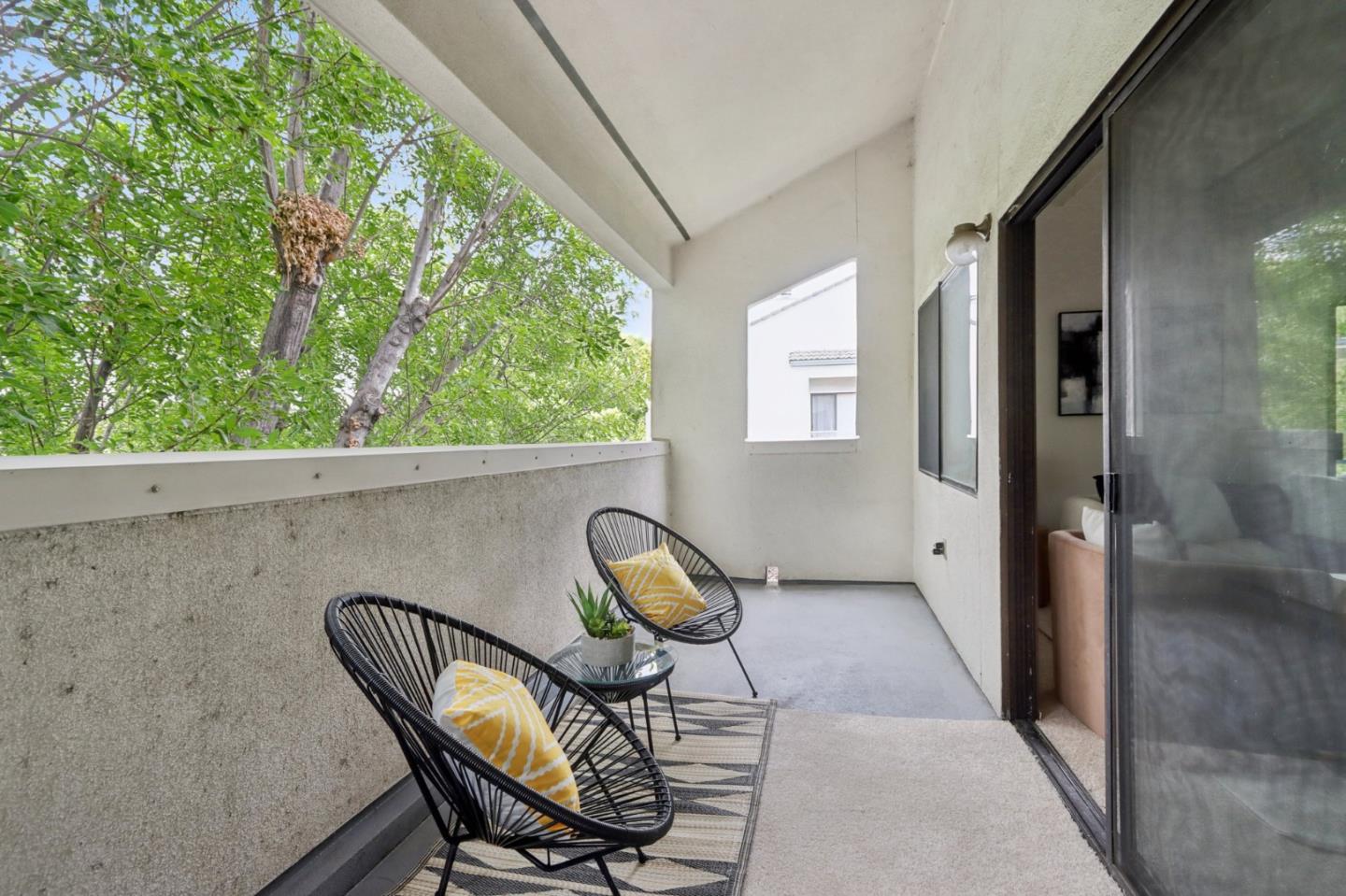 Detail Gallery Image 20 of 25 For 4661 Albany Cir #136,  San Jose,  CA 95129 - 2 Beds | 2 Baths