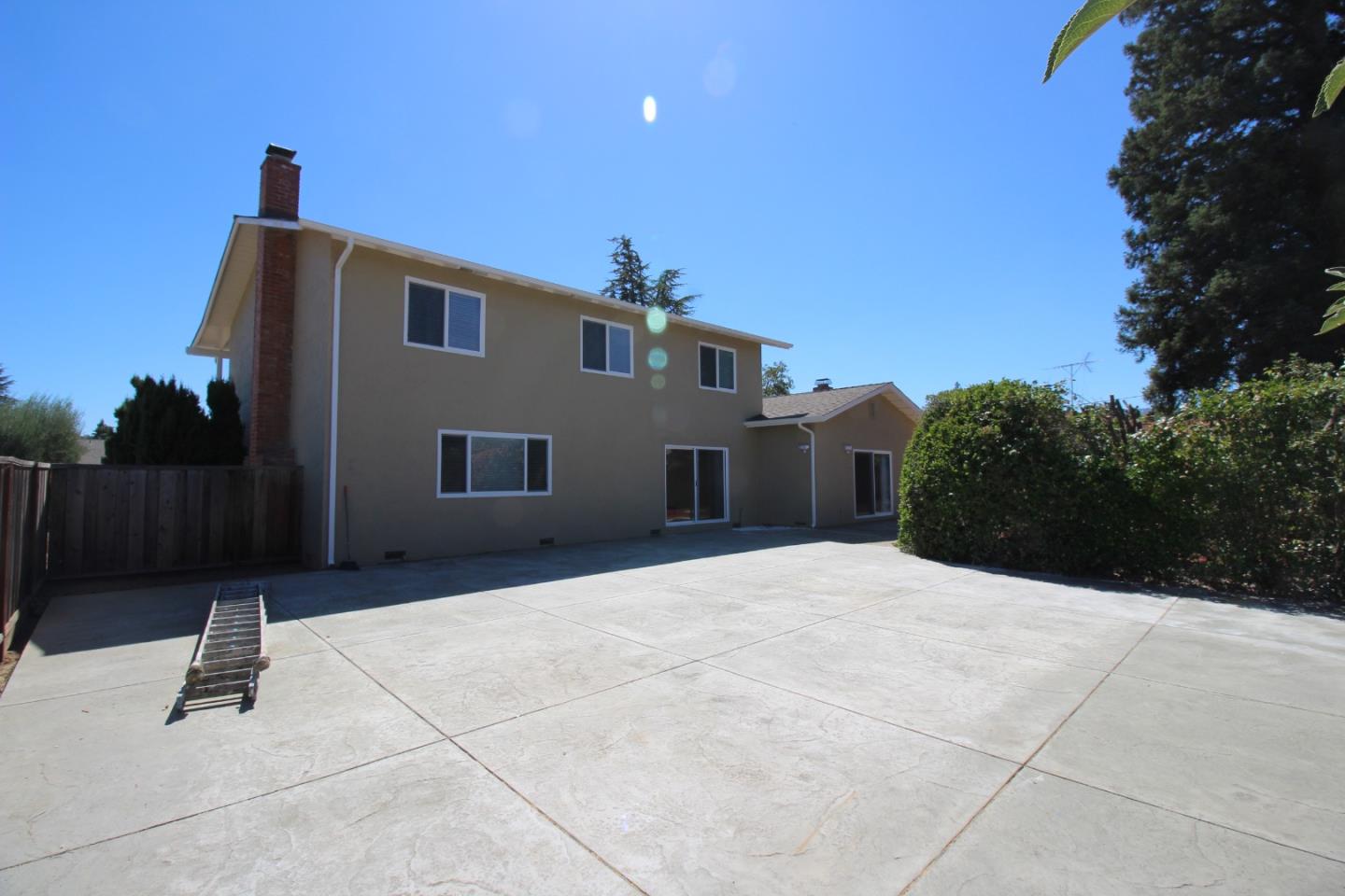 Detail Gallery Image 32 of 33 For 19601 Ladera Ct, Saratoga,  CA 95070 - 4 Beds | 3/1 Baths