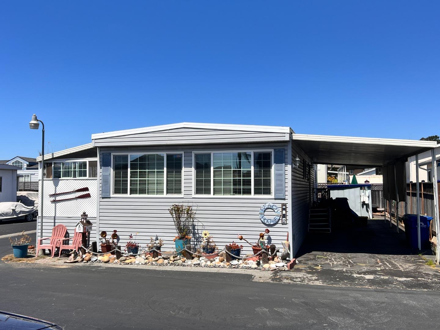 Detail Gallery Image 12 of 17 For 2155 Wharf Rd #12,  Capitola,  CA 95010 - 2 Beds | 2 Baths