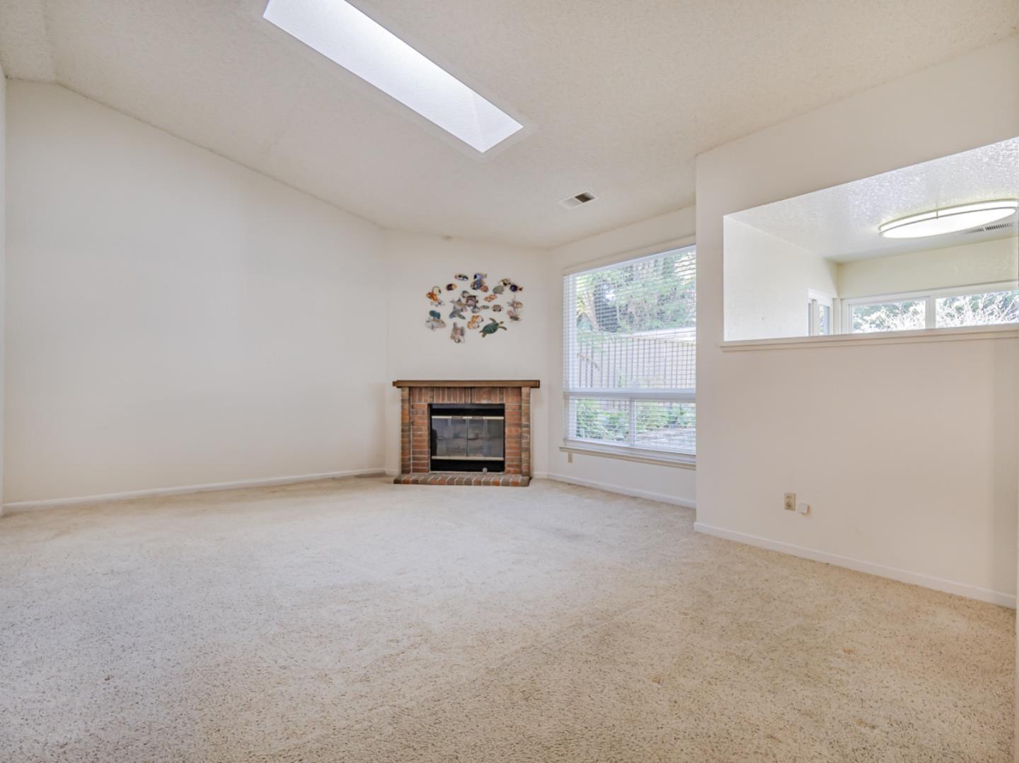 Detail Gallery Image 4 of 59 For 402 Sailfish Dr, Aptos,  CA 95003 - 2 Beds | 2 Baths