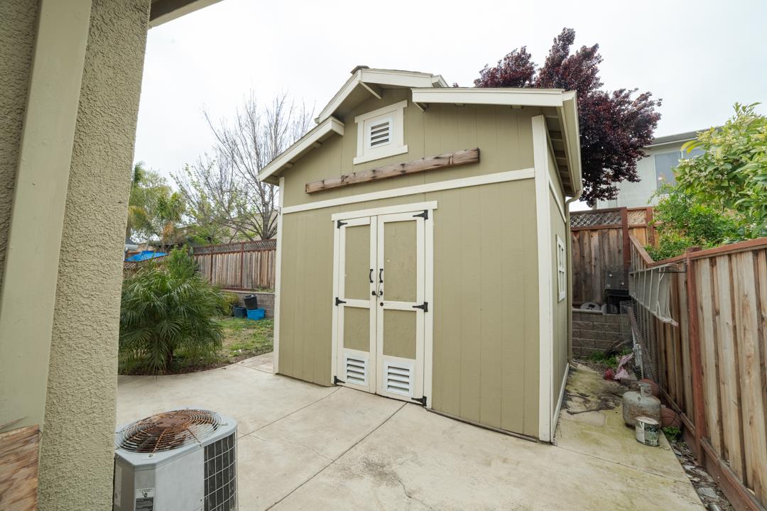 2351 Driftwood Court, Hollister, California 95023, 4 Bedrooms Bedrooms, ,2 BathroomsBathrooms,Residential,For Sale,2351 Driftwood Court,ML81976599
