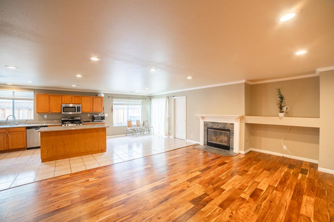 2351 Driftwood Court, Hollister, California 95023, 4 Bedrooms Bedrooms, ,2 BathroomsBathrooms,Residential,For Sale,2351 Driftwood Court,ML81976599