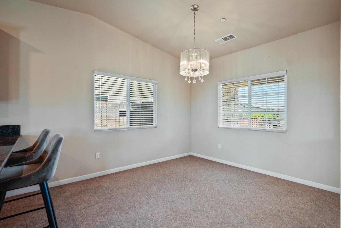 Detail Gallery Image 11 of 49 For 21551 S Eli Ave, Dos Palos,  CA 93620 - 3 Beds | 2 Baths