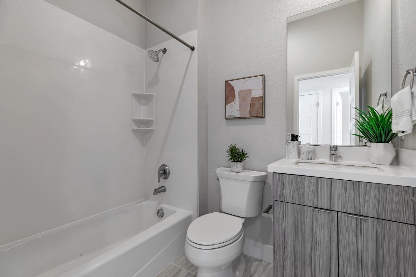 Detail Gallery Image 25 of 42 For 404 Santo Domingo Ter, Sunnyvale,  CA 94085 - 3 Beds | 2/1 Baths