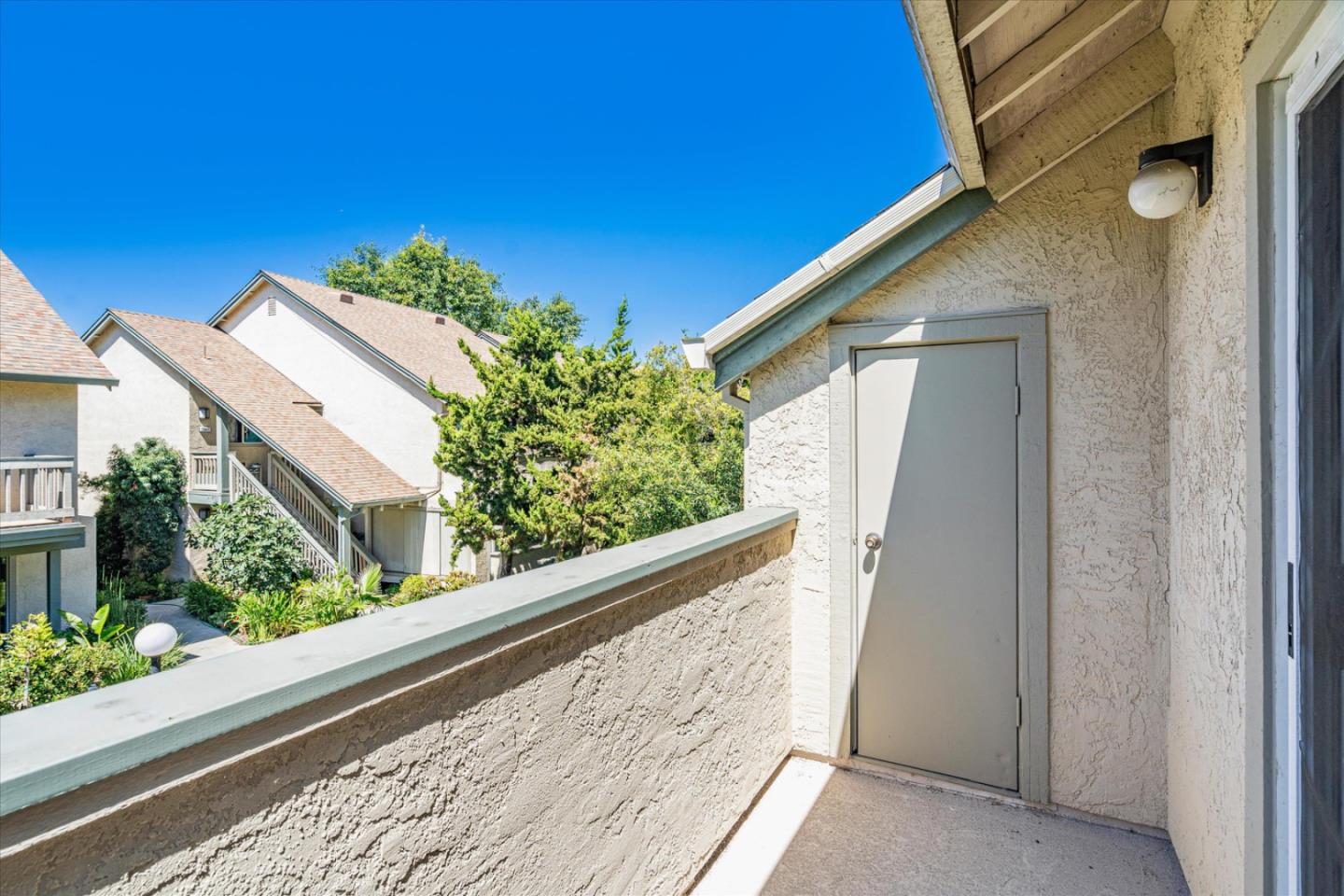 Detail Gallery Image 22 of 32 For 1071 Summerain Ct, San Jose,  CA 95122 - 2 Beds | 2/1 Baths