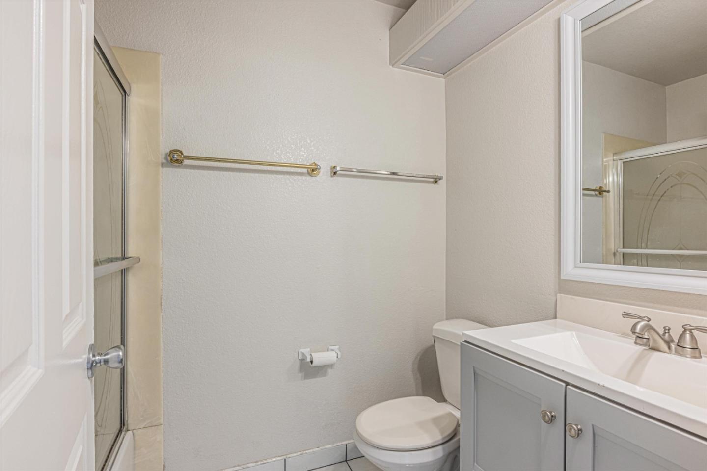 Detail Gallery Image 17 of 29 For 34551 Milburn Ter, Fremont,  CA 94555 - 3 Beds | 2/1 Baths