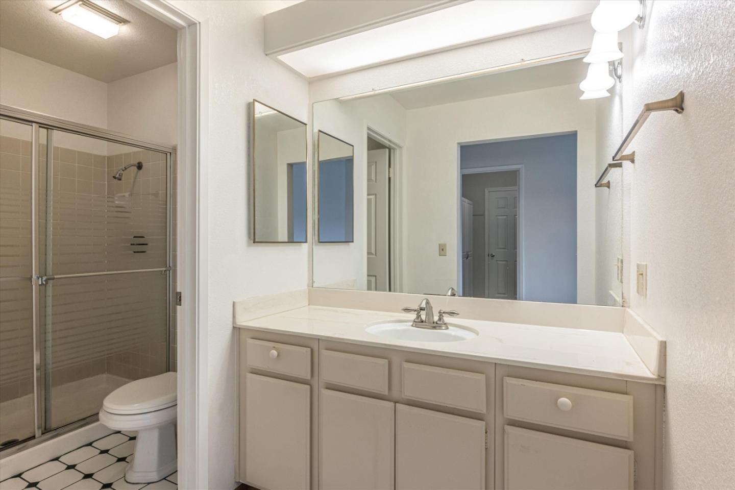 Detail Gallery Image 21 of 29 For 34551 Milburn Ter, Fremont,  CA 94555 - 3 Beds | 2/1 Baths