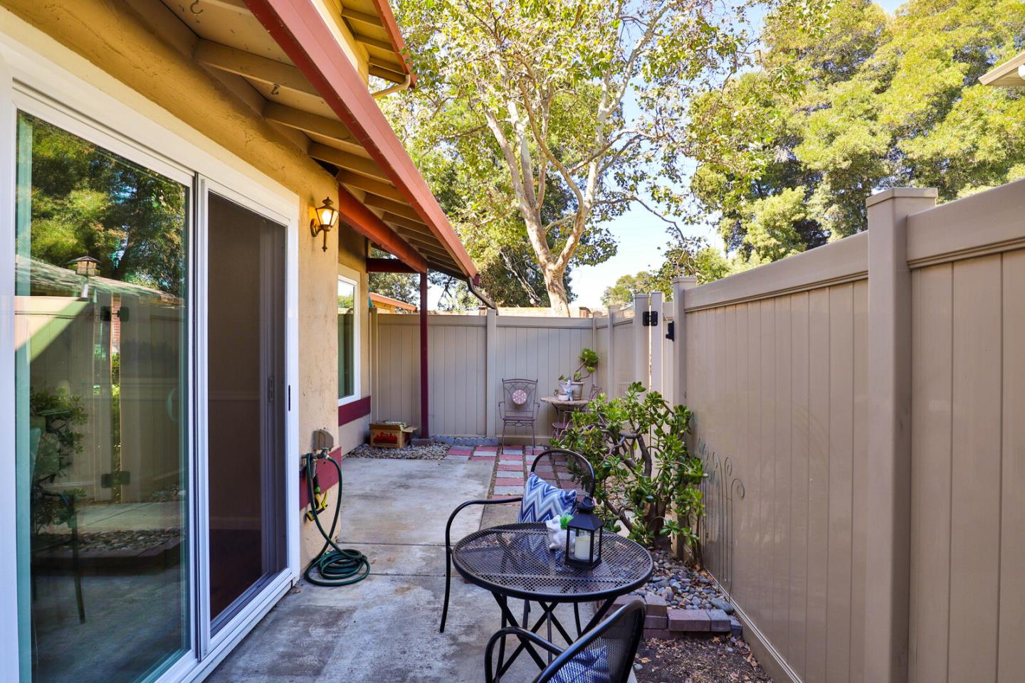 Detail Gallery Image 9 of 31 For 705 Whitewater Ct, San Jose,  CA 95133 - 2 Beds | 1/1 Baths