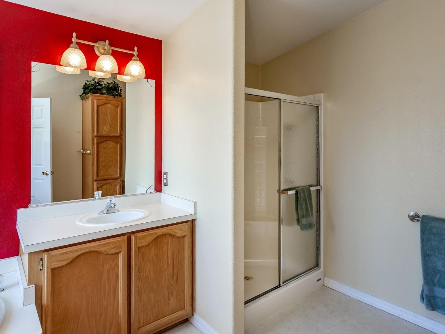 Detail Gallery Image 13 of 27 For 1220 Tasman Dr #113,  Sunnyvale,  CA 94089 - 3 Beds | 2 Baths