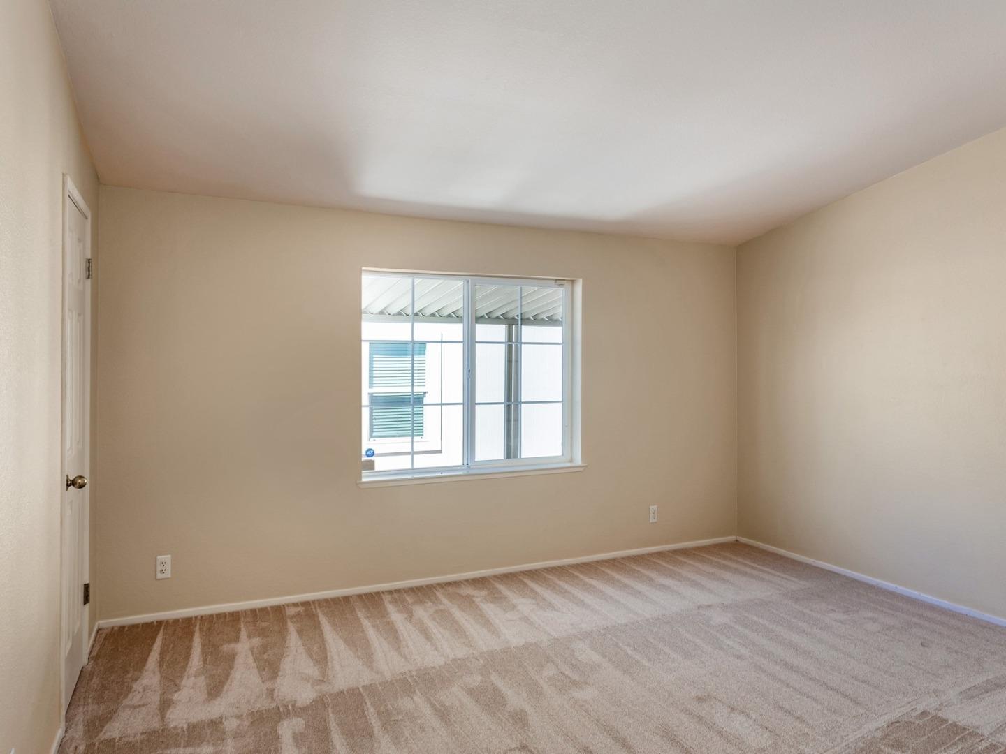 Detail Gallery Image 16 of 27 For 1220 Tasman Dr #113,  Sunnyvale,  CA 94089 - 3 Beds | 2 Baths