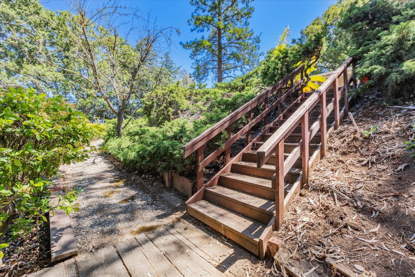 Detail Gallery Image 35 of 69 For 5824 Arboretum Dr, Los Altos,  CA 94024 - 2 Beds | 2 Baths