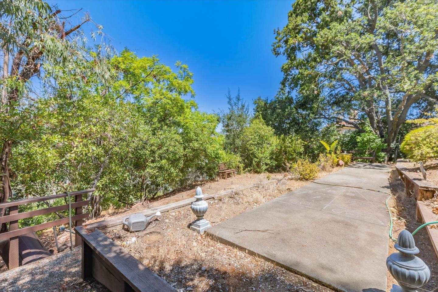 Detail Gallery Image 39 of 69 For 5824 Arboretum Dr, Los Altos,  CA 94024 - 2 Beds | 2 Baths