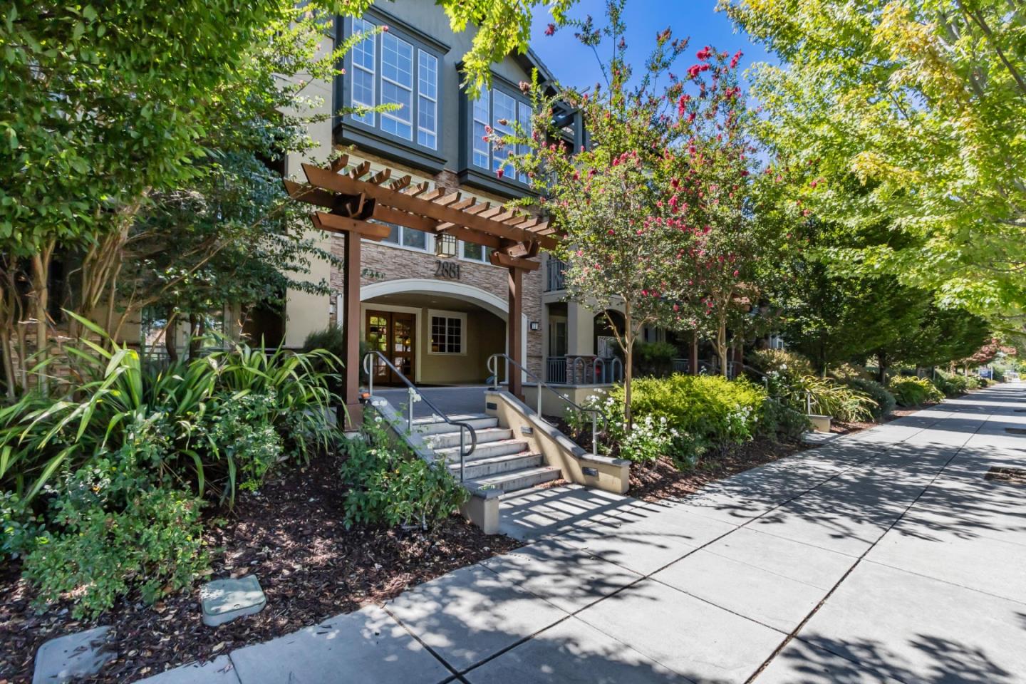 Detail Gallery Image 1 of 29 For 2881 Meridian Ave #256,  San Jose,  CA 95124 - 2 Beds | 2 Baths