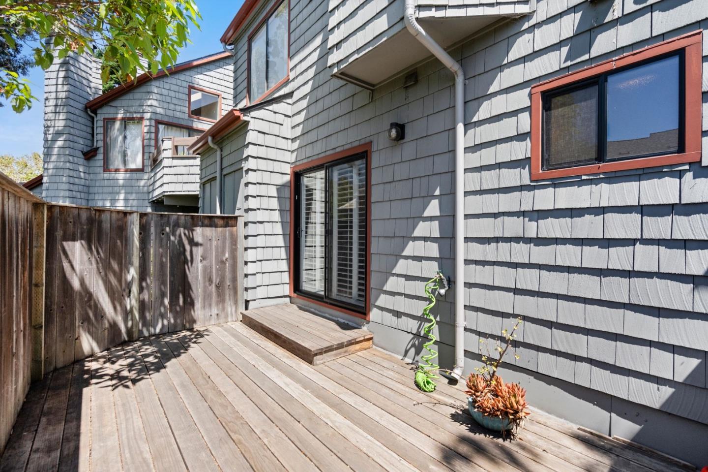 Detail Gallery Image 24 of 51 For 1156 Shoreline Dr, San Mateo,  CA 94404 - 3 Beds | 2 Baths