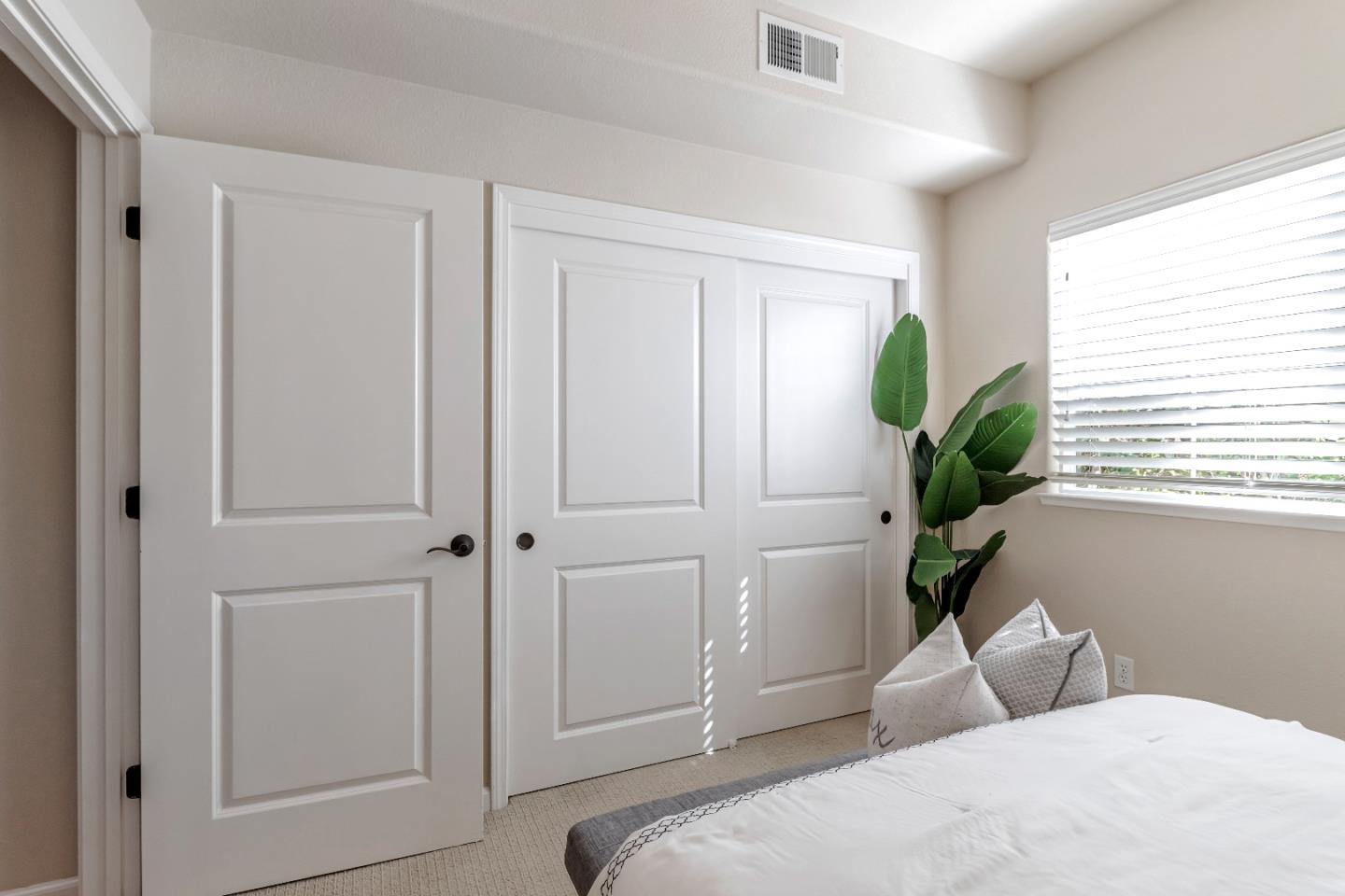 Detail Gallery Image 20 of 32 For 20128 Stevens Creek Blvd #101,  Cupertino,  CA 95014 - 2 Beds | 2 Baths