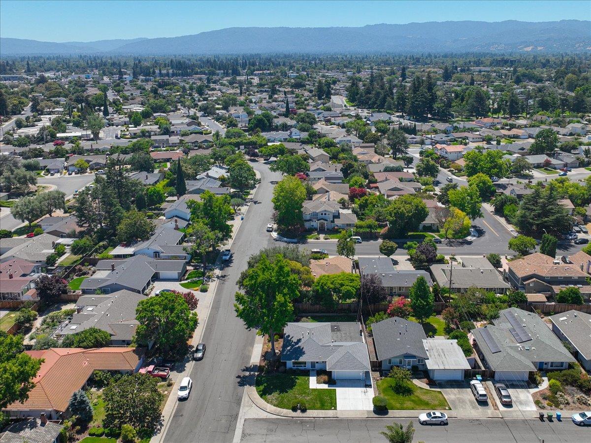 Detail Gallery Image 41 of 50 For 3046 Hazelwood Ave, Santa Clara,  CA 95051 - 3 Beds | 2 Baths