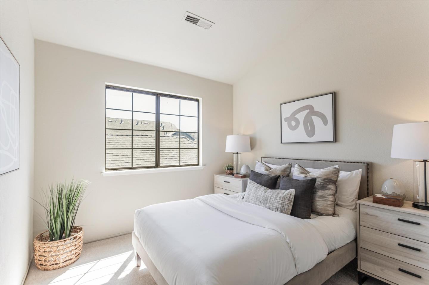 Detail Gallery Image 15 of 32 For 241 #D Gibson #D48,  Hollister,  CA 95023 - 3 Beds | 1/1 Baths