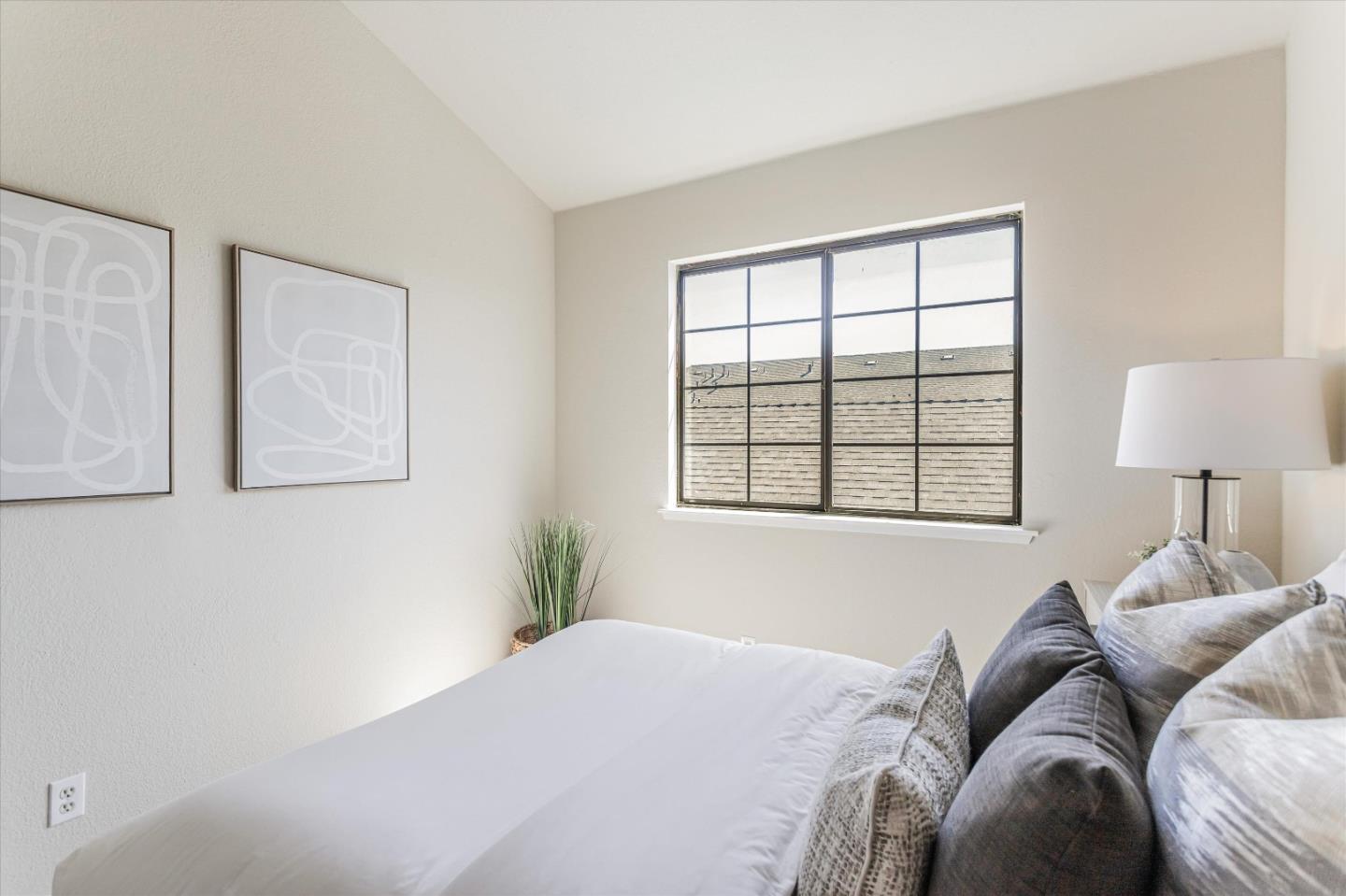 Detail Gallery Image 16 of 32 For 241 #D Gibson #D48,  Hollister,  CA 95023 - 3 Beds | 1/1 Baths