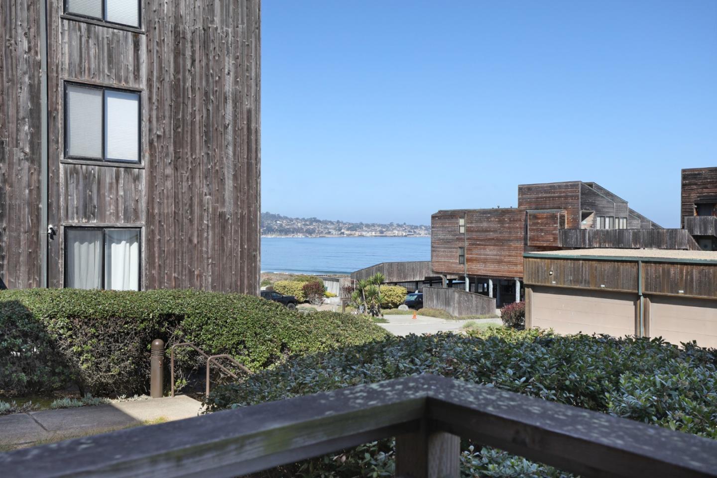 Detail Gallery Image 1 of 15 For 125 Surf Way #310,  Monterey,  CA 93940 - 1 Beds | 1 Baths