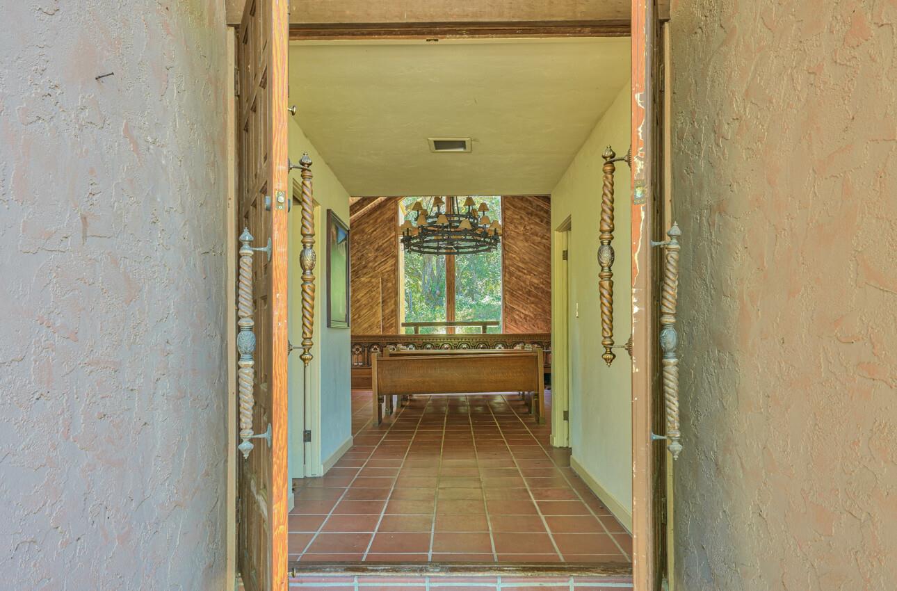 Detail Gallery Image 25 of 64 For 18820 Cachagua Rd, Carmel Valley,  CA 93924 - 7 Beds | 6/1 Baths