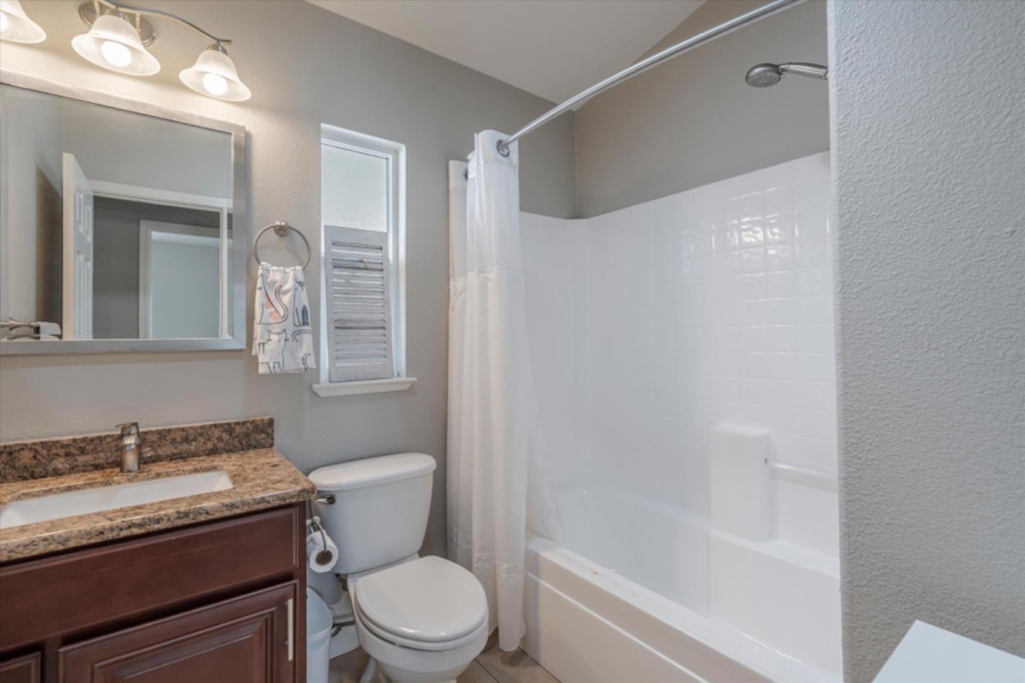 Detail Gallery Image 32 of 43 For 325 Sylvan Ave #74,  Mountain View,  CA 94041 - 3 Beds | 2 Baths