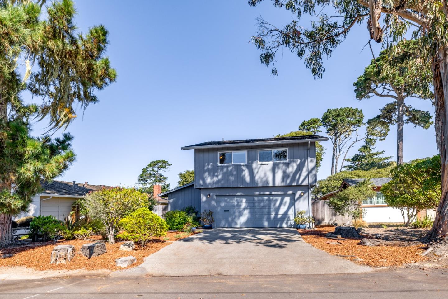 Detail Gallery Image 33 of 35 For 902 Maple St, Pacific Grove,  CA 93950 - 3 Beds | 2/1 Baths