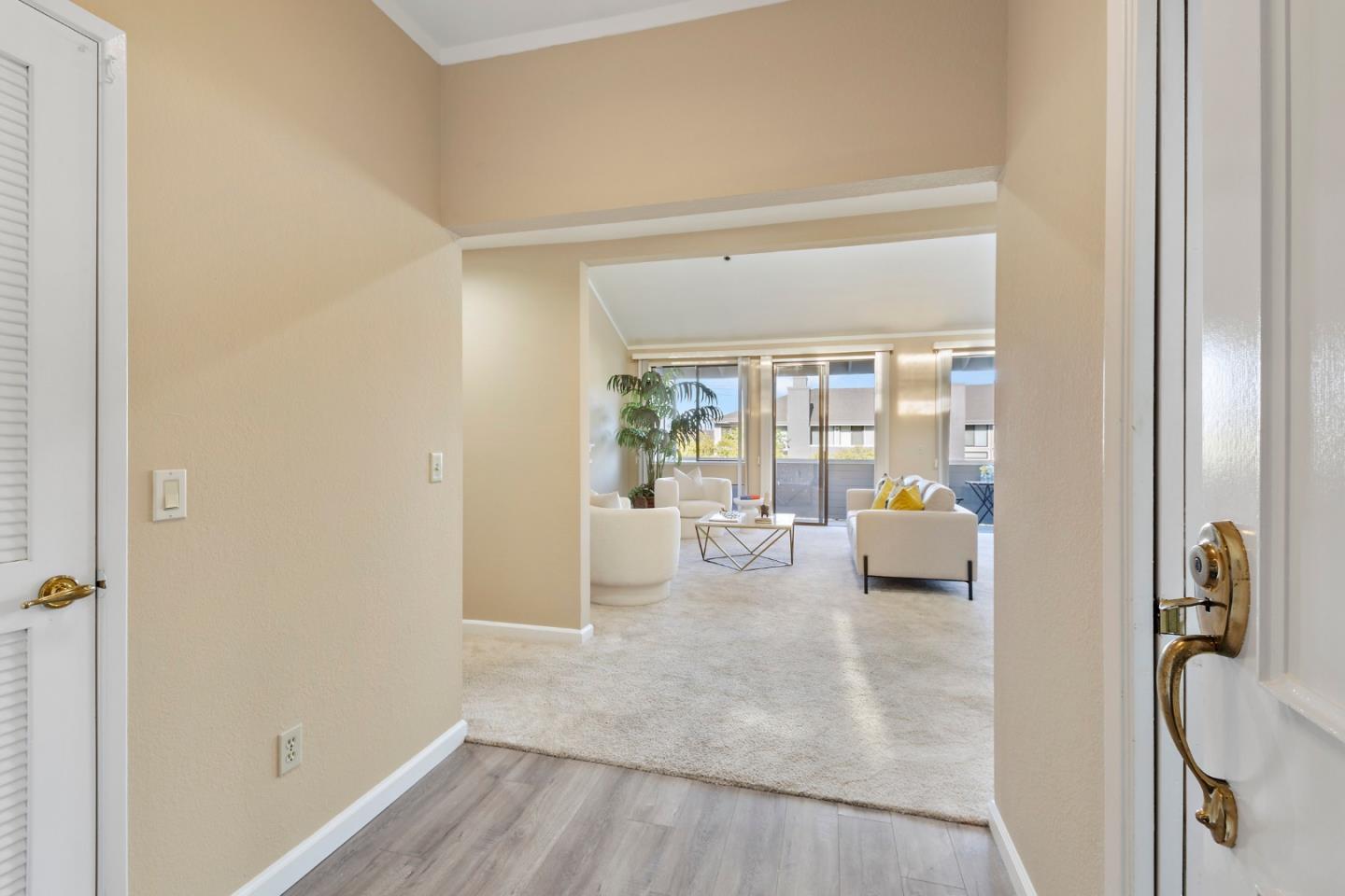 Detail Gallery Image 3 of 35 For 22330 Homestead Rd #313,  Cupertino,  CA 95014 - 2 Beds | 2 Baths