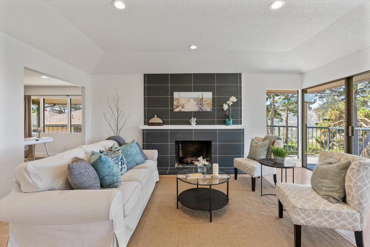 Detail Gallery Image 7 of 76 For 34 Del Mesa Carmel, Carmel,  CA 93923 - 2 Beds | 2 Baths