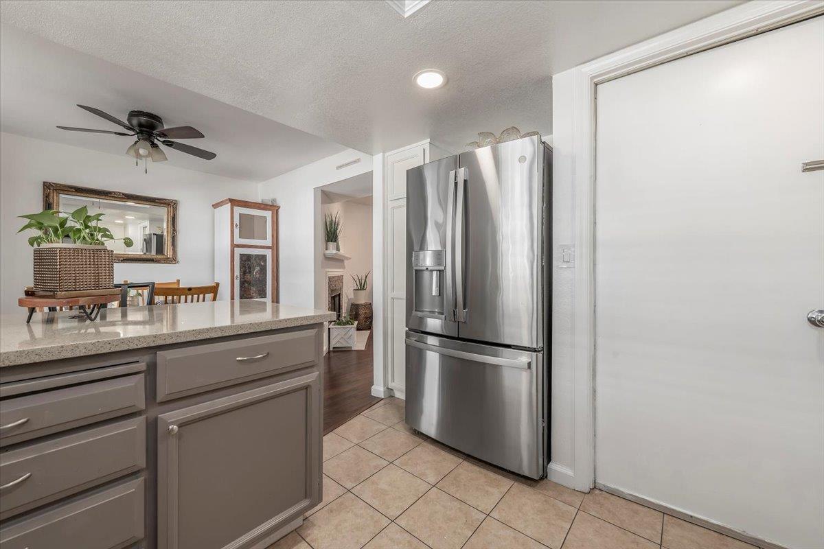 Detail Gallery Image 3 of 22 For 126 Monte Villa Ct, Campbell,  CA 95008 - 2 Beds | 2/1 Baths