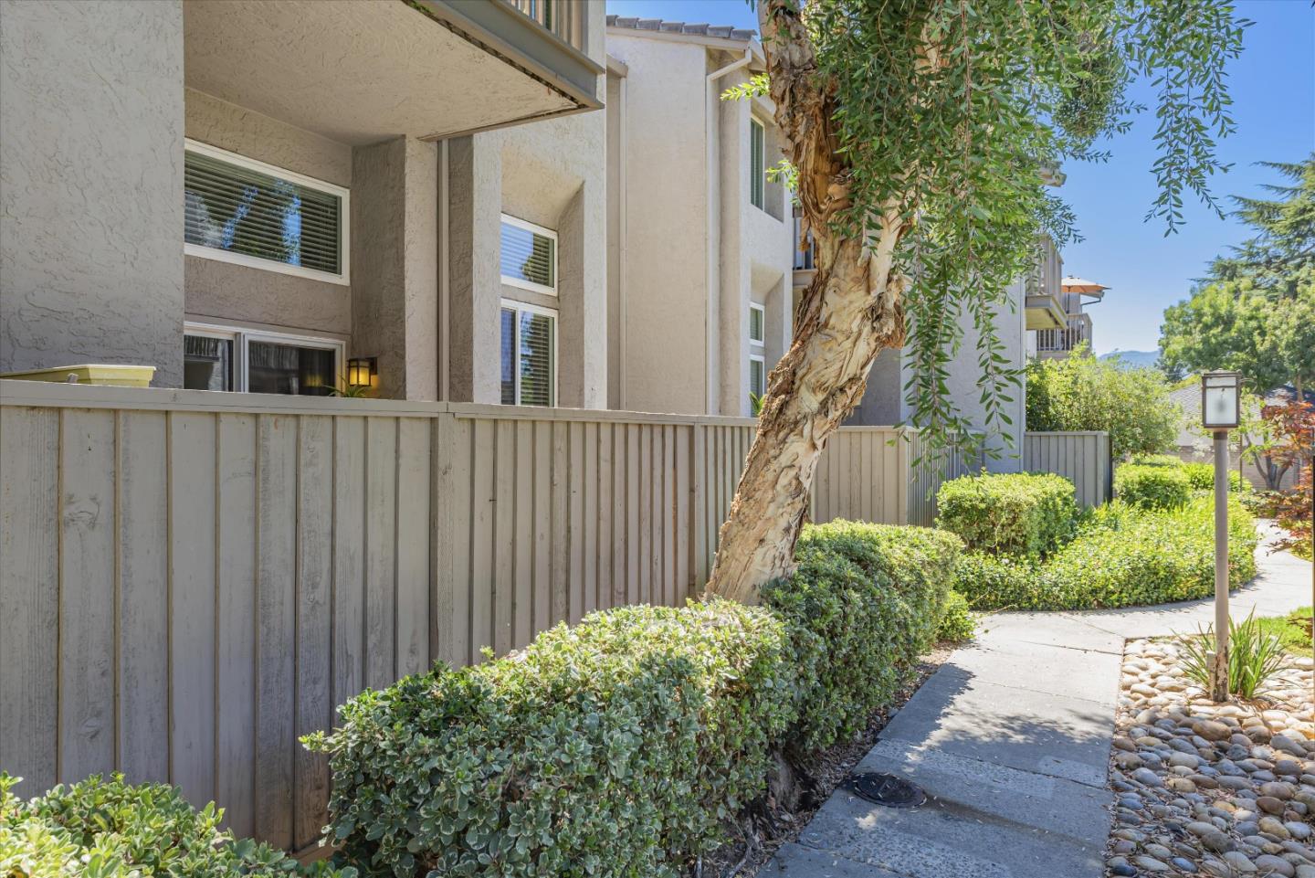 Detail Gallery Image 22 of 24 For 2247 Sun Glory Ln Unit a,  San Jose,  CA 95124 - 2 Beds | 2 Baths