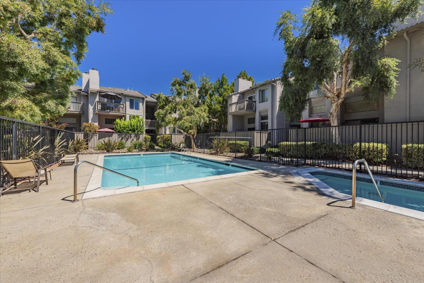 Detail Gallery Image 23 of 24 For 2247 Sun Glory Ln Unit a,  San Jose,  CA 95124 - 2 Beds | 2 Baths